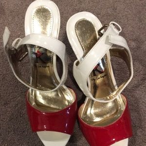 White Red Black Kayleen Wedges Size 6.5